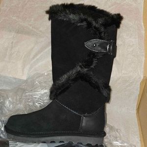 NIB BearPaw Sheilah Boots sz 6
